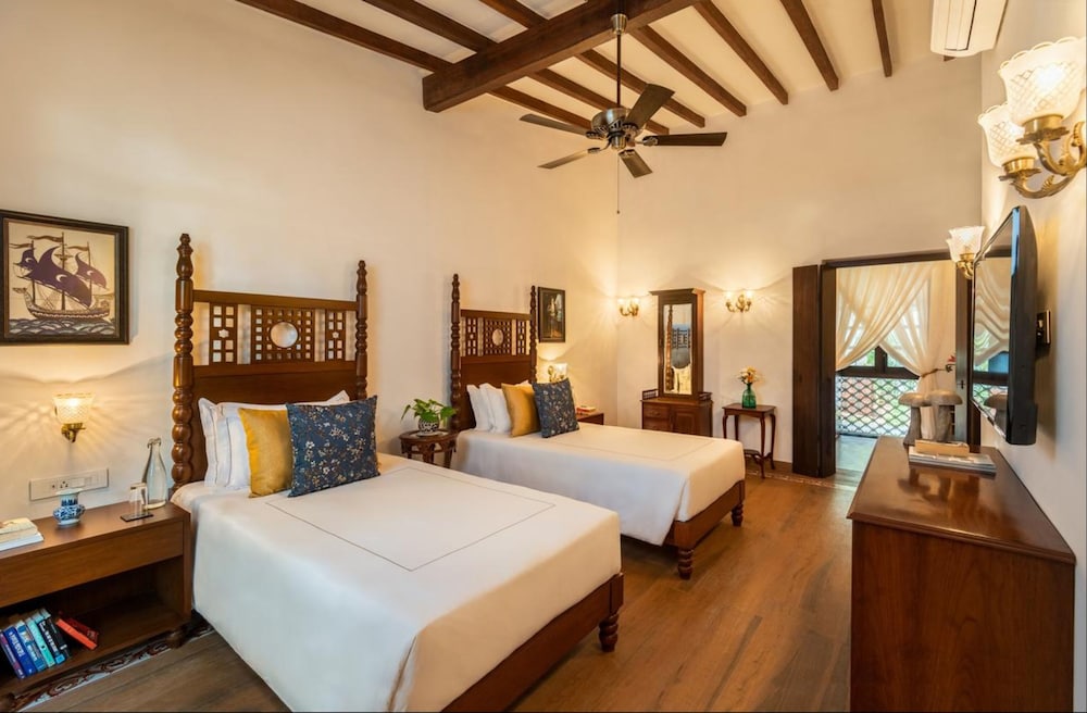 Deluxe Villa, 4 Bedrooms photo 2