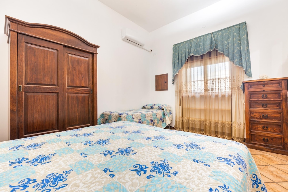 Basic Apartment