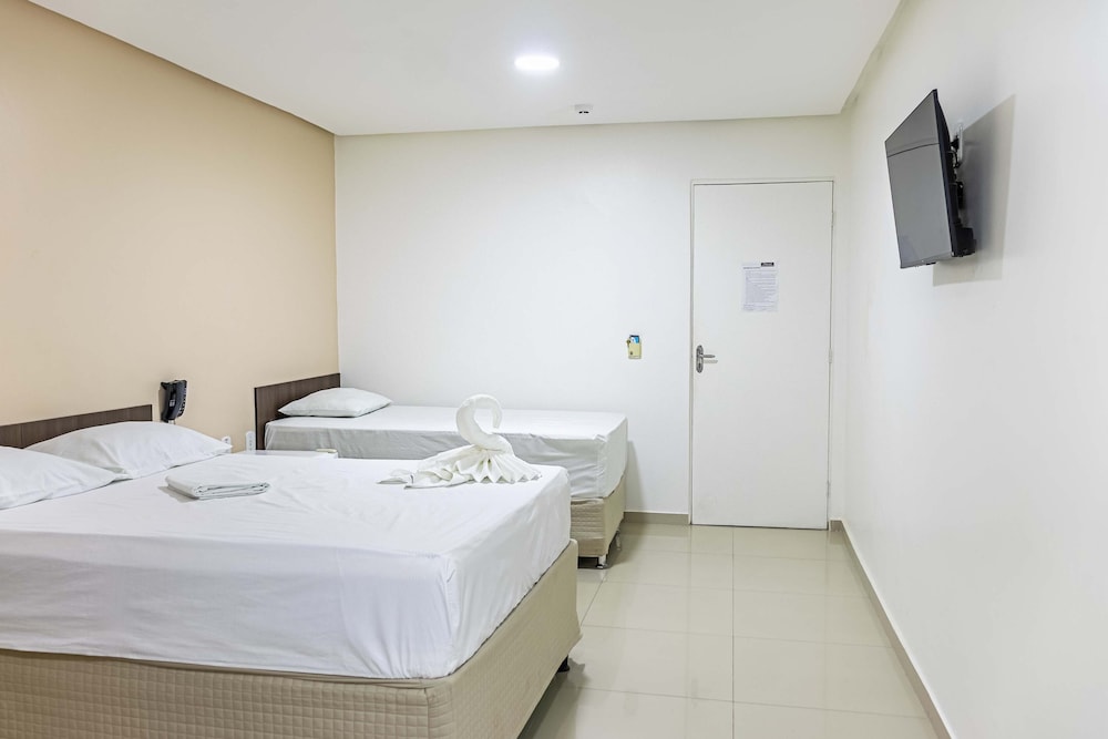 Standard Triple Room photo 2