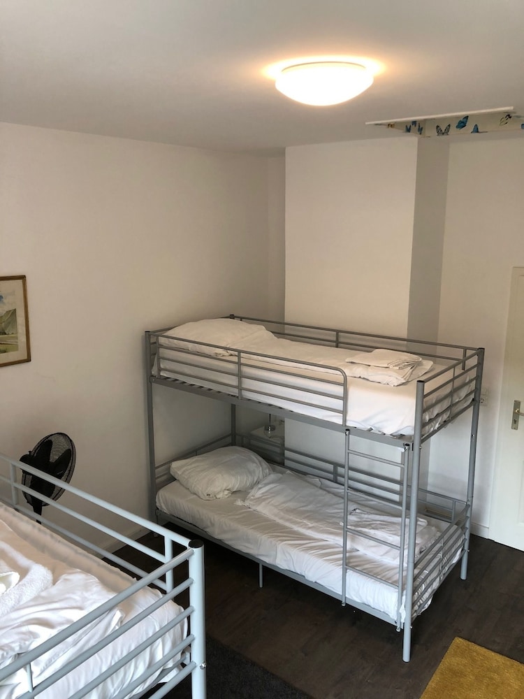 Economy Quadruple Room