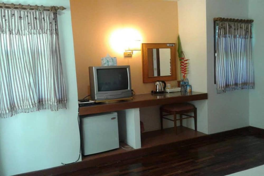 King Room With Kitchenette photo 3