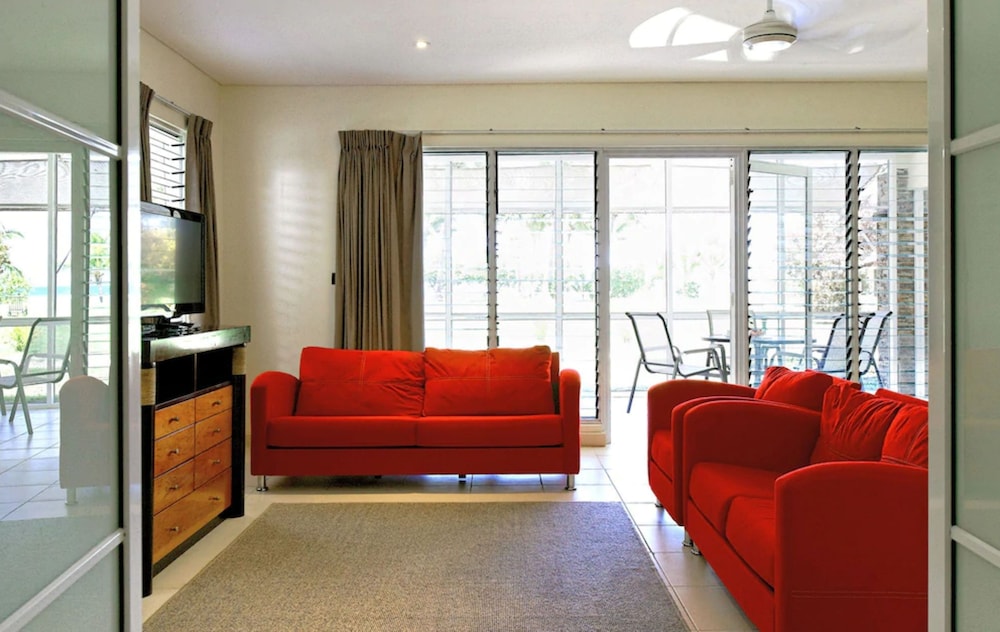 Tropical 1 Bedroom Apartment photo 7