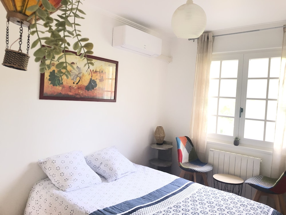 Standard Double Room, Shared Bathroom, River View (Chambre Spirit) photo 1