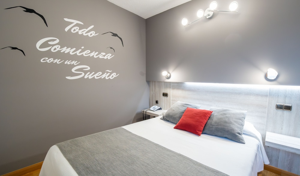Superior Room - Photo 2