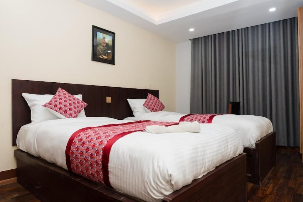 Deluxe Room - Photo 3