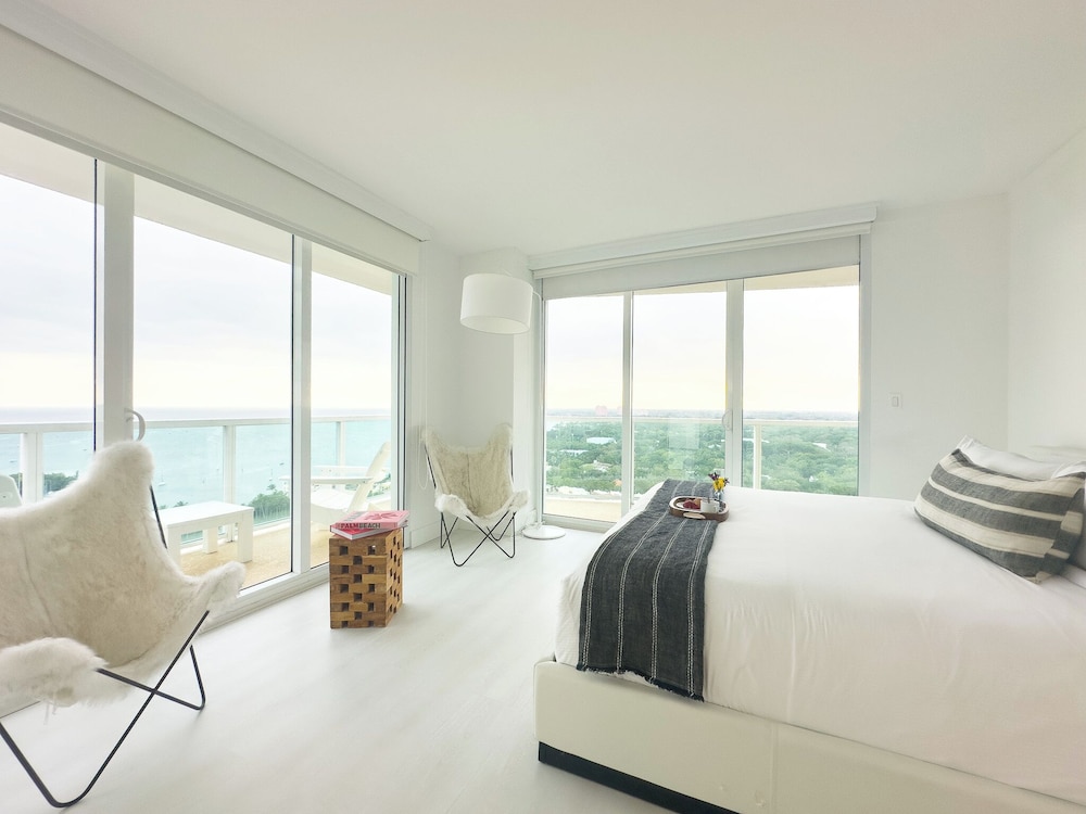 Deluxe Apartment, 1 King Bed with Sofa bed, Balcony, Ocean View2018.02