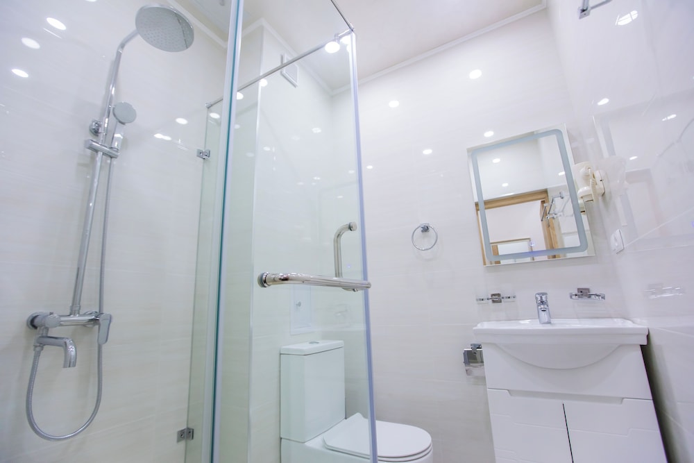 Standard Double Room - Photo 3
