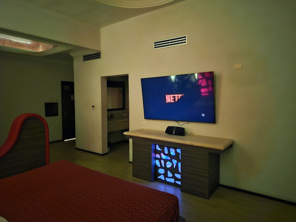 Basic Single Room photo 2