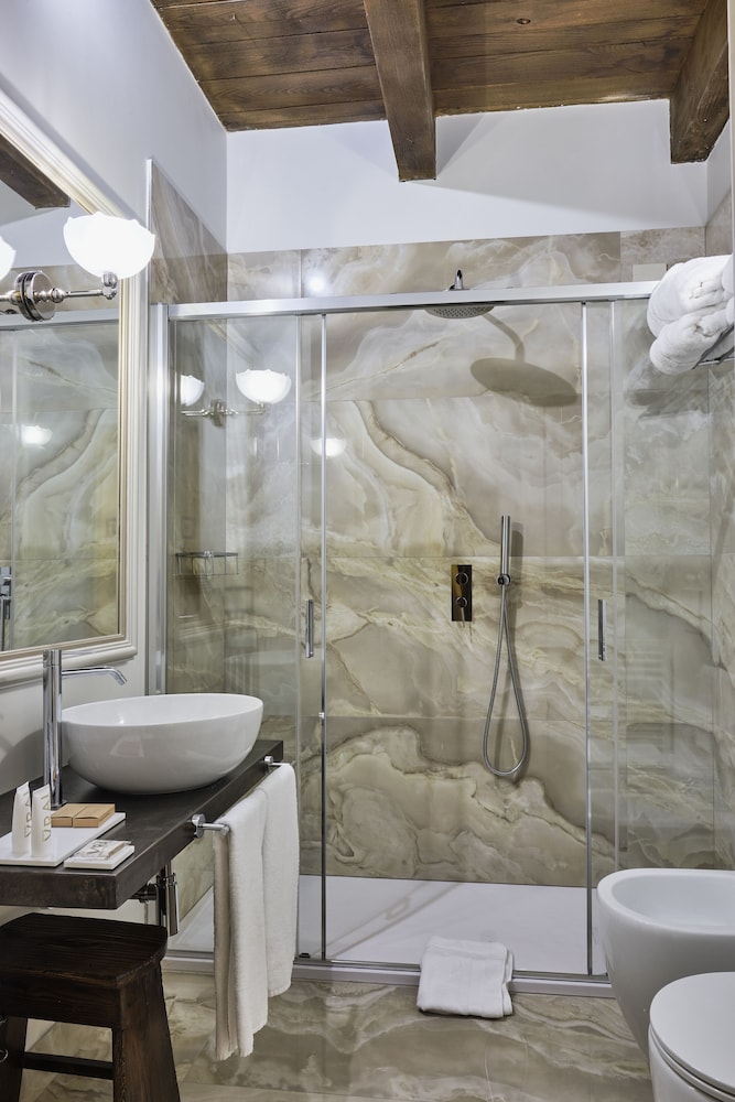 Superior Double Room - Photo 2
