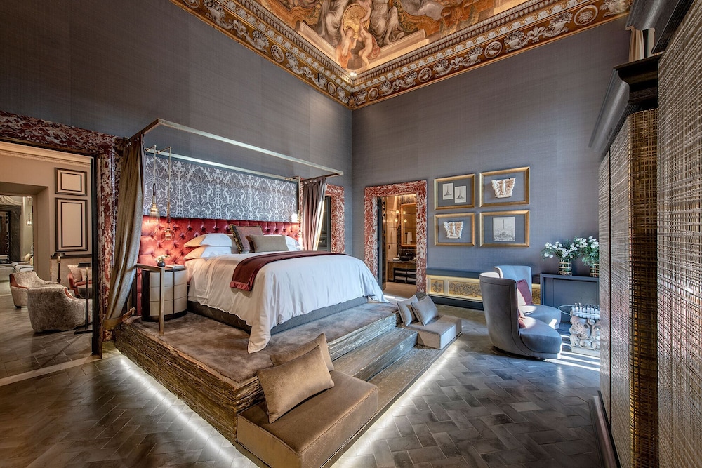 Exclusive Suite, Annex Building