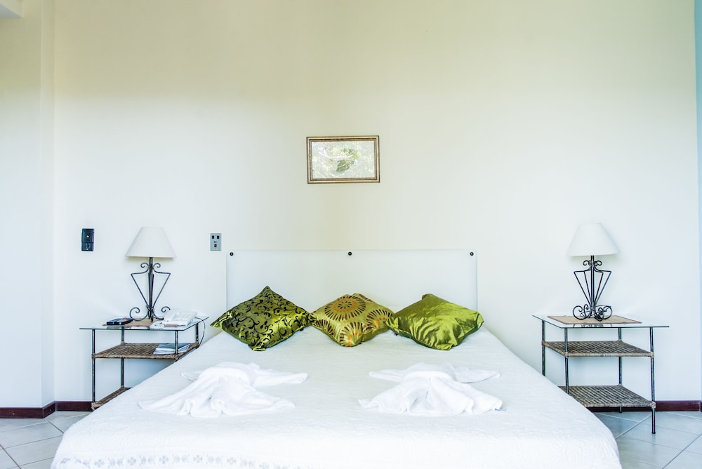 Superior Triple Room photo 3