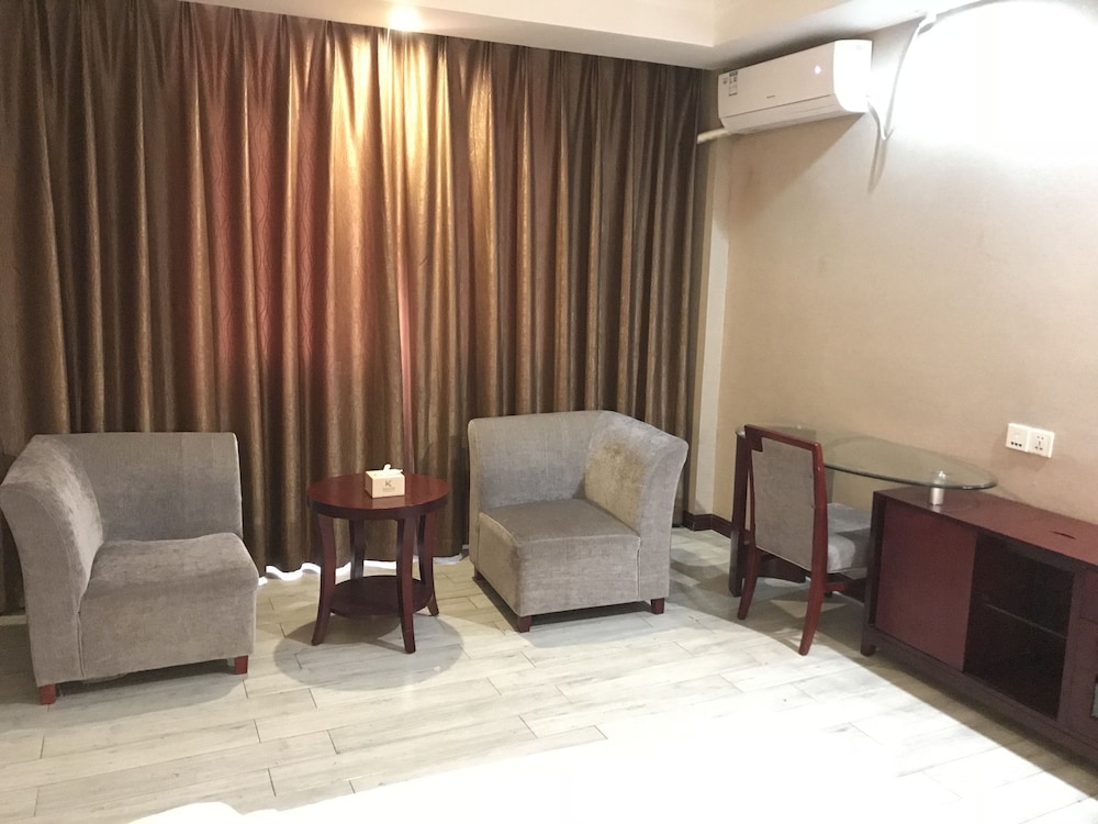 Business Twin Room photo 2