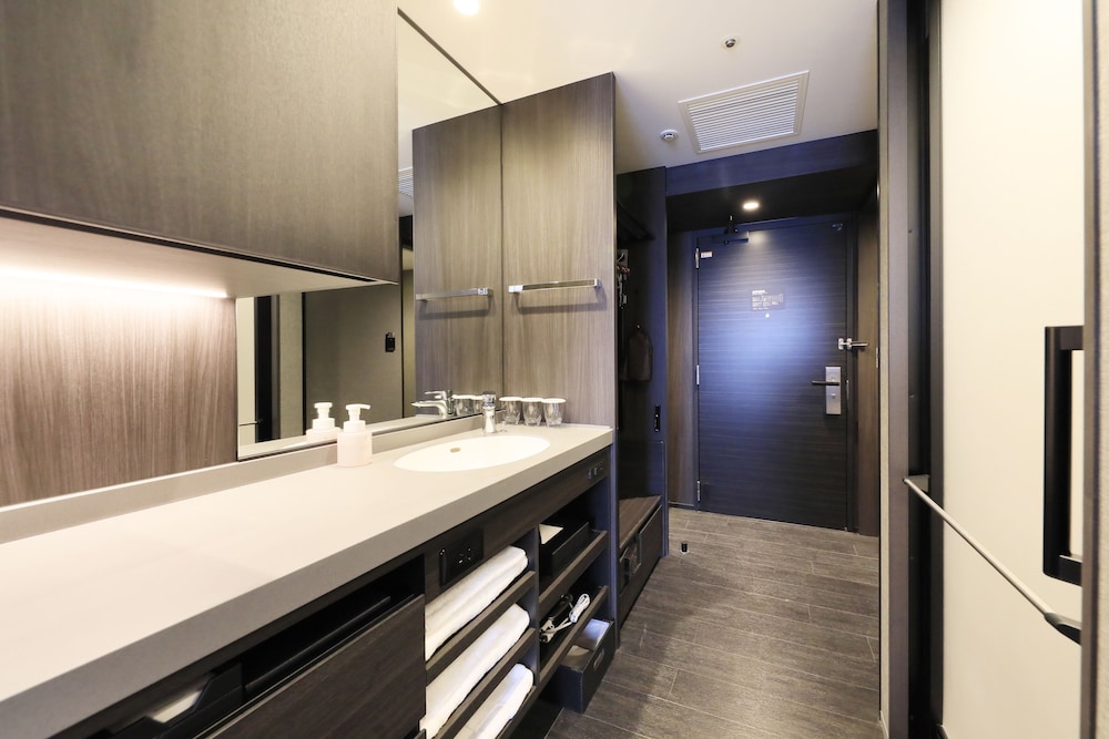 Standard Twin Room - Photo 2