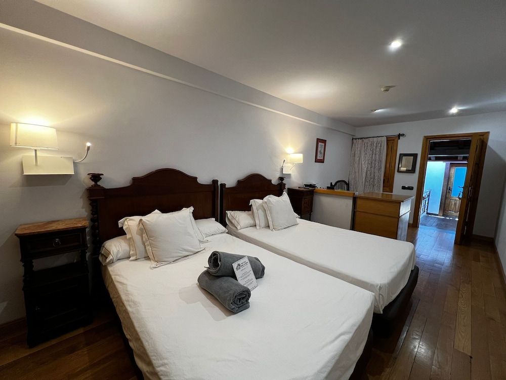 Habitación Estándar con Dos Camas Individuales