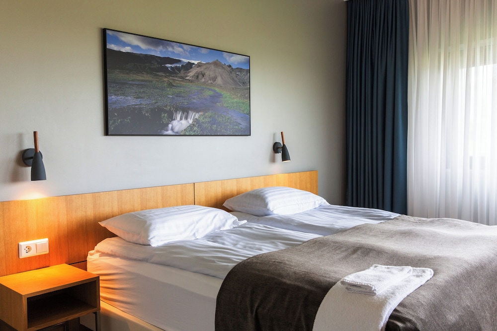 Superior Double or Twin Room, River View - Photo 4