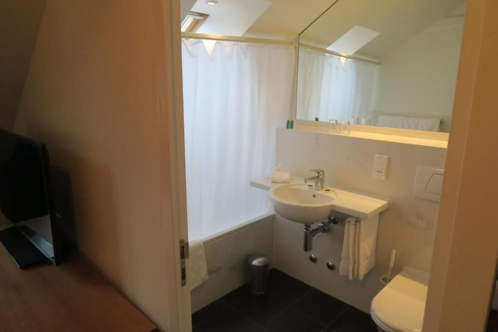 Standard Quadruple Room, 1 Bedroom photo 3