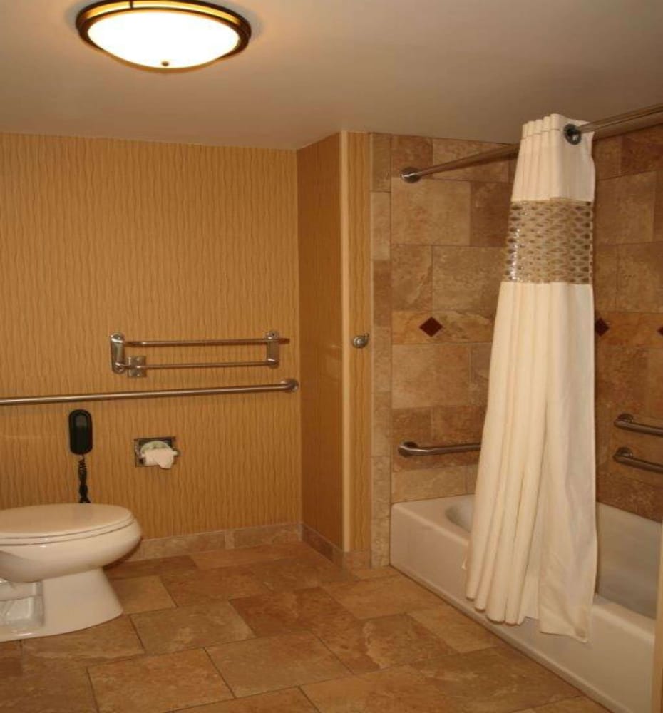 Room, 1 King Bed, Non Smoking - Photo 4