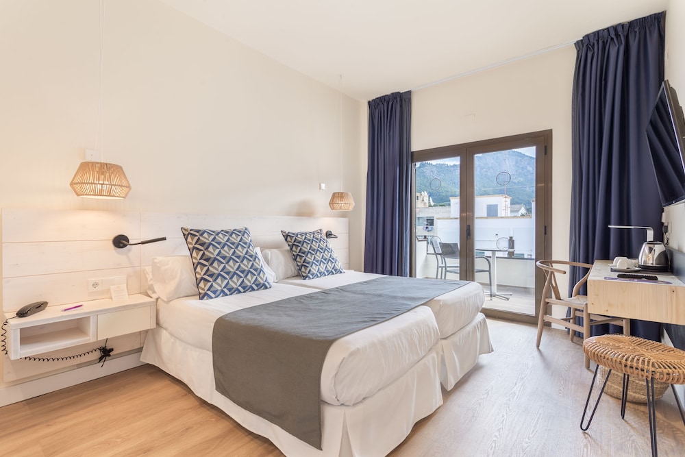 Suite (2 Adults + 2 Children) photo 3