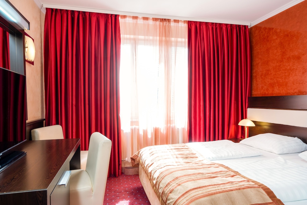 Double Or Twin Room photo 3