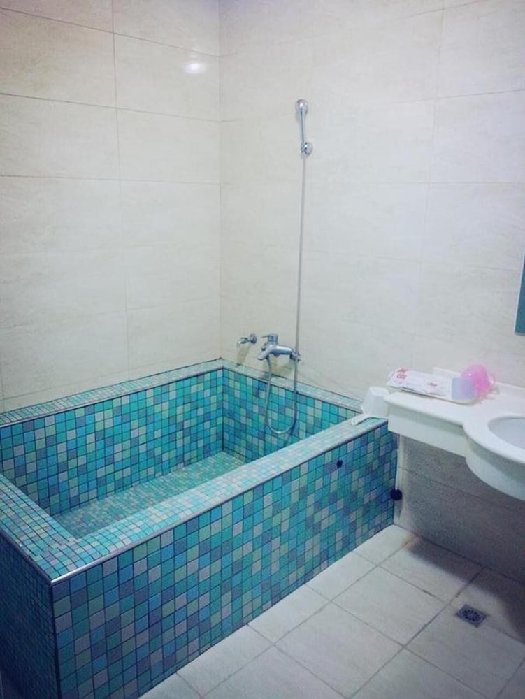 Standard Triple Room - Photo 4