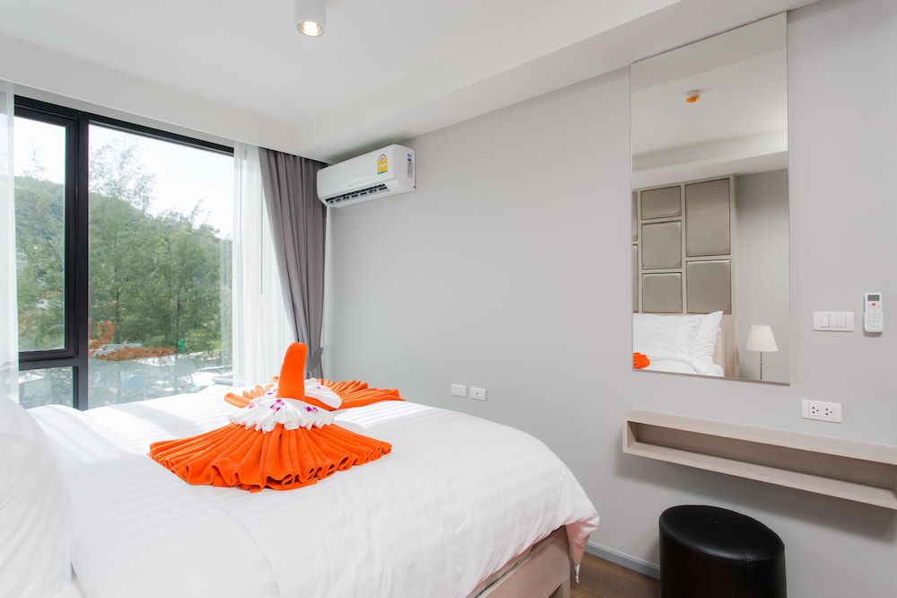 Suite, 1 Bedroom photo 2