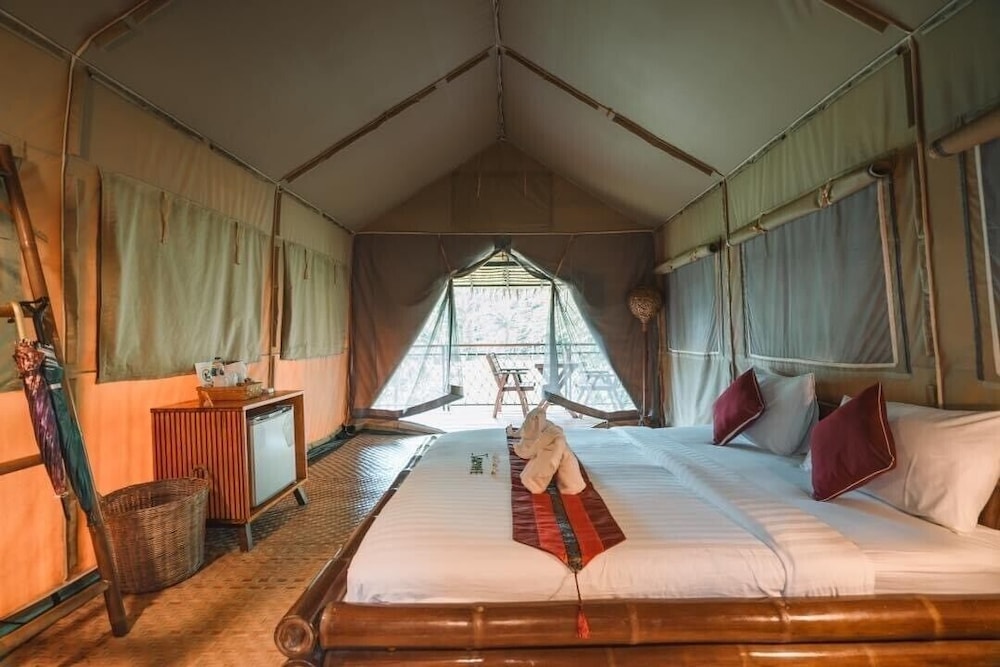 Standard Room with Cliff View - Photo 7
