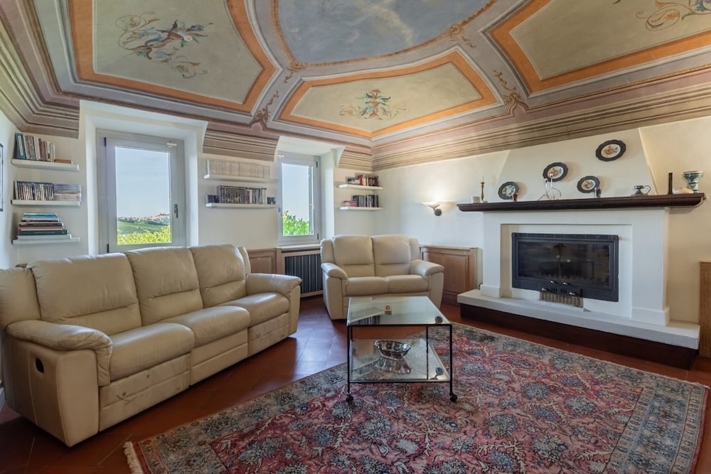 Antico Casale Vignale Stunning View and Pool, Billede 56