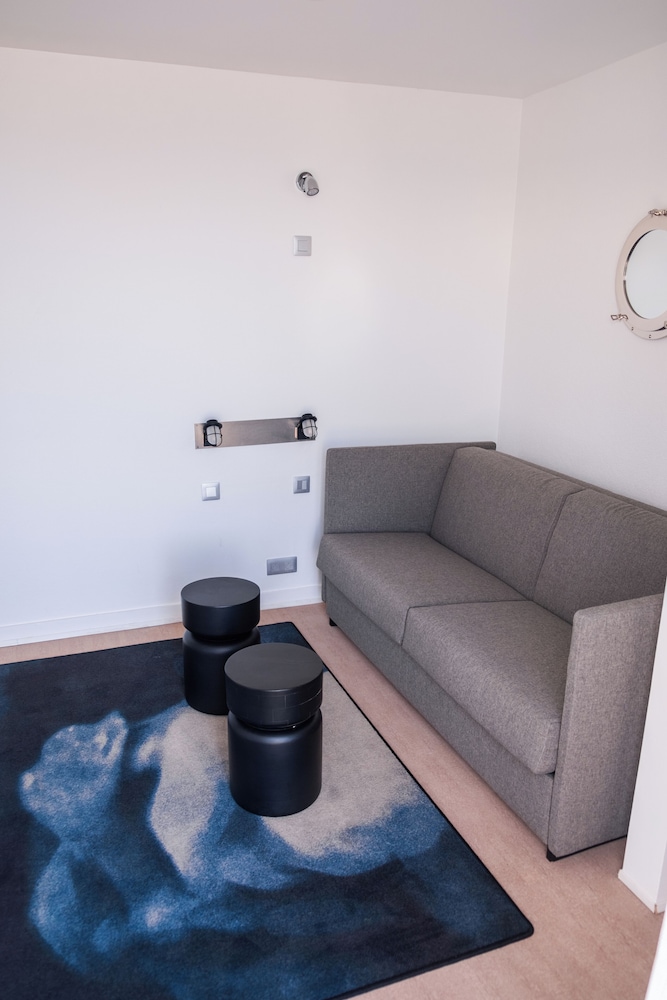 Comfort Suite, Ocean View - Photo 4