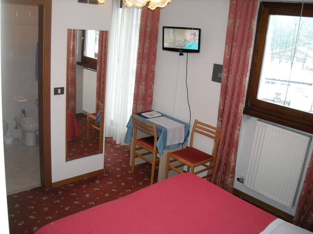 Double Room, Lake View - Photo 2