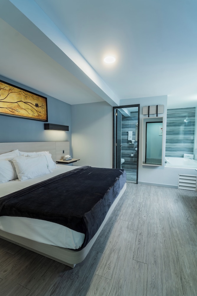 Standard Room photo 1