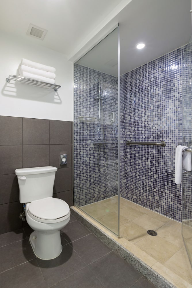 Deluxe Room, Ocean View (Double Beds)