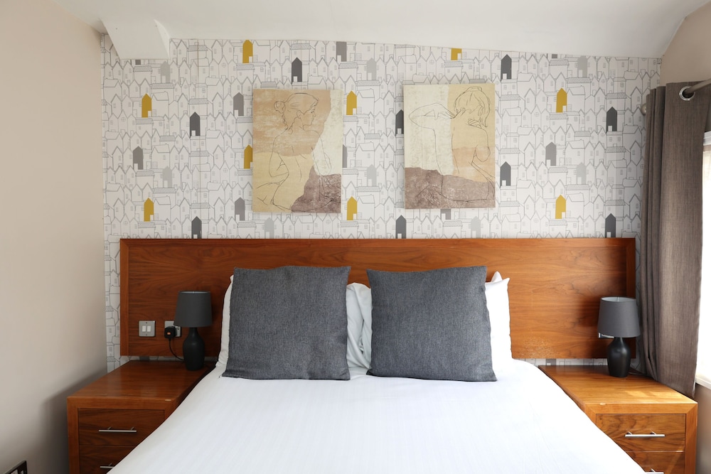 Comfort Suite, Ensuite photo 2