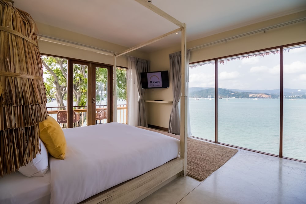 Deluxe Sea View - Photo 5
