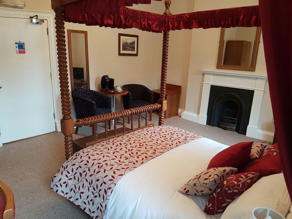 Superior Double Room, Ensuite (Bath and Shower), photo 6