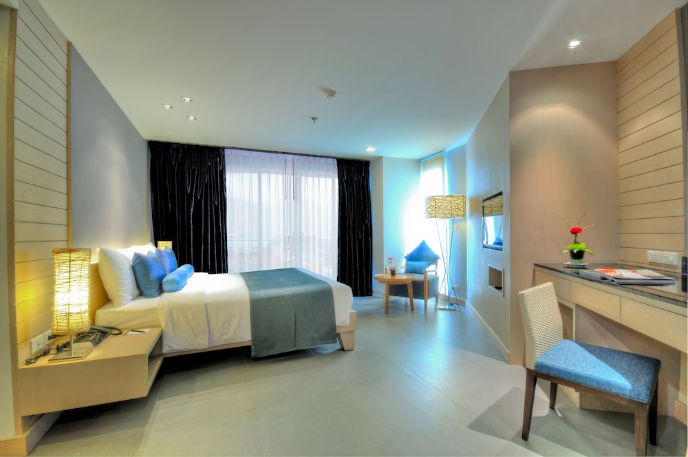 Two Bedrooms Family Suites - Photo 7