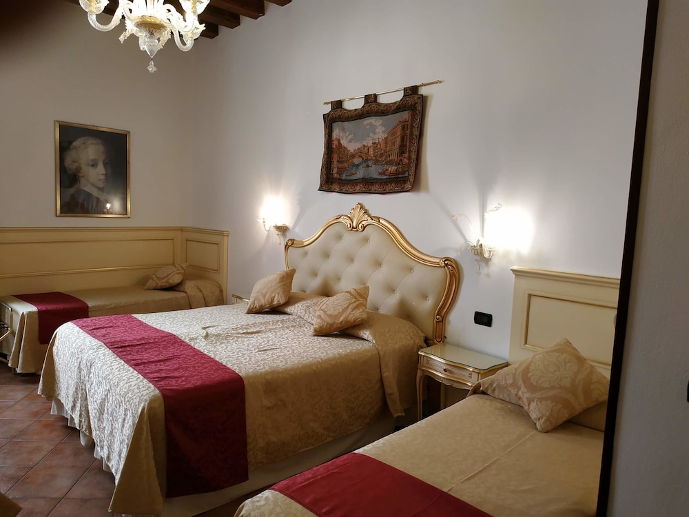 Quadruple Room photo 1
