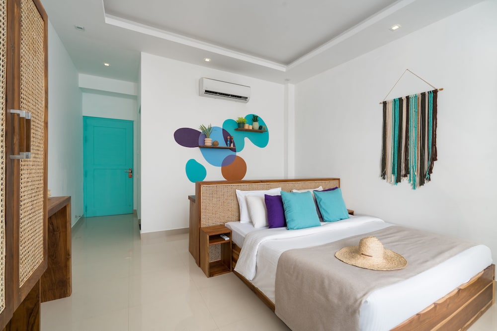 Deluxe Double Room, Oceanfront - Photo 3