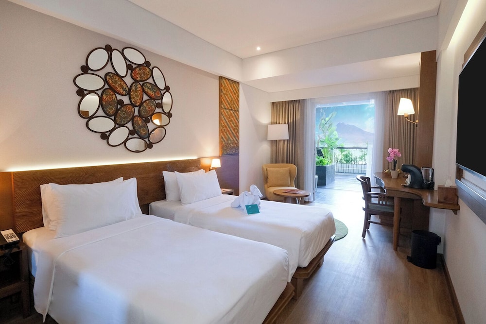 Junior Double or Twin Room, Mountain View photo 2