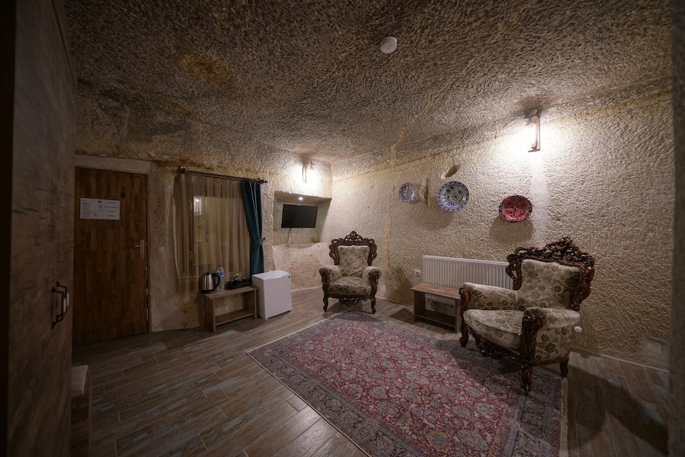 Deluxe Cave Room - Photo 4
