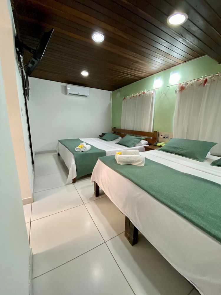 Deluxe Quadruple Room photo 2