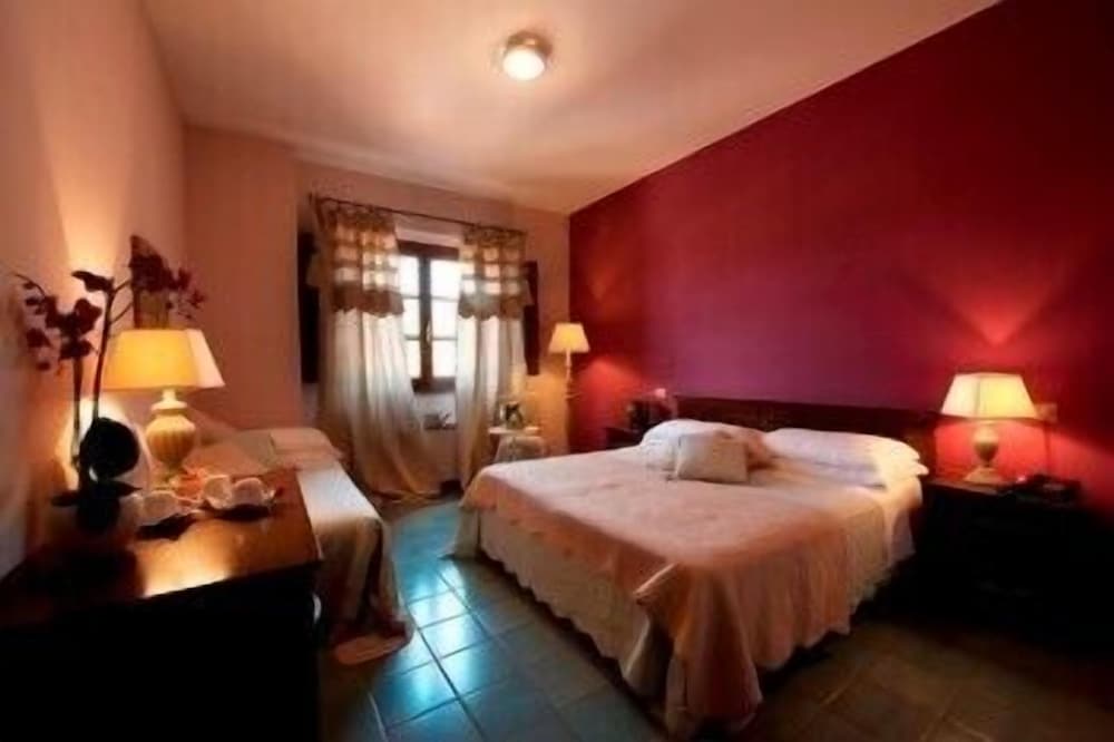 Triple Room - Photo 1