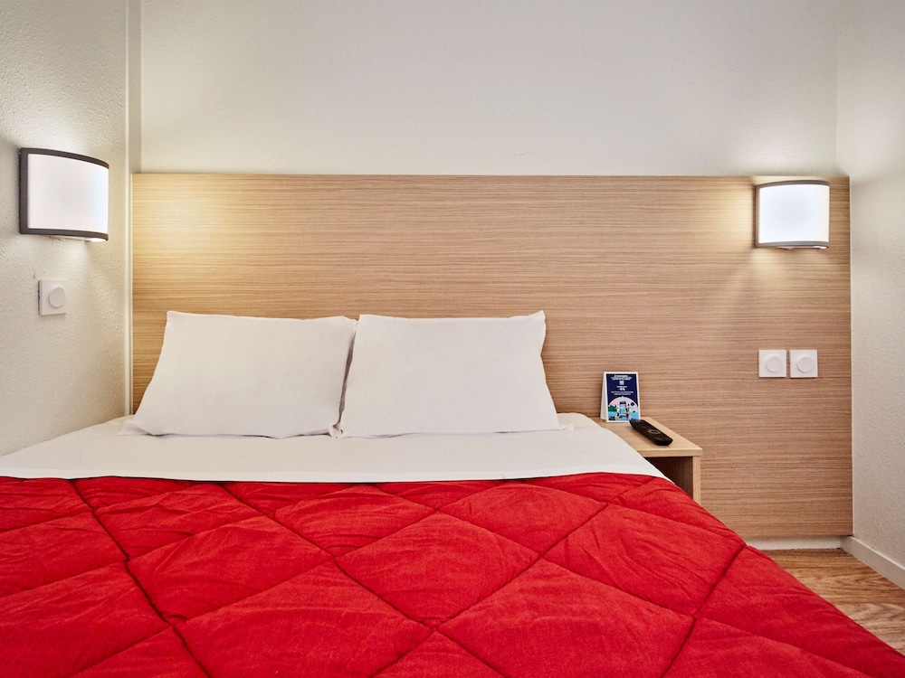 Standard Room, 2 Twin Beds - Photo 1