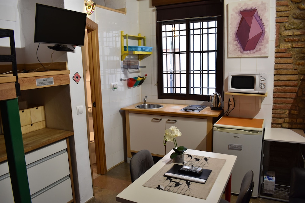 Family Apartment - Photo 2