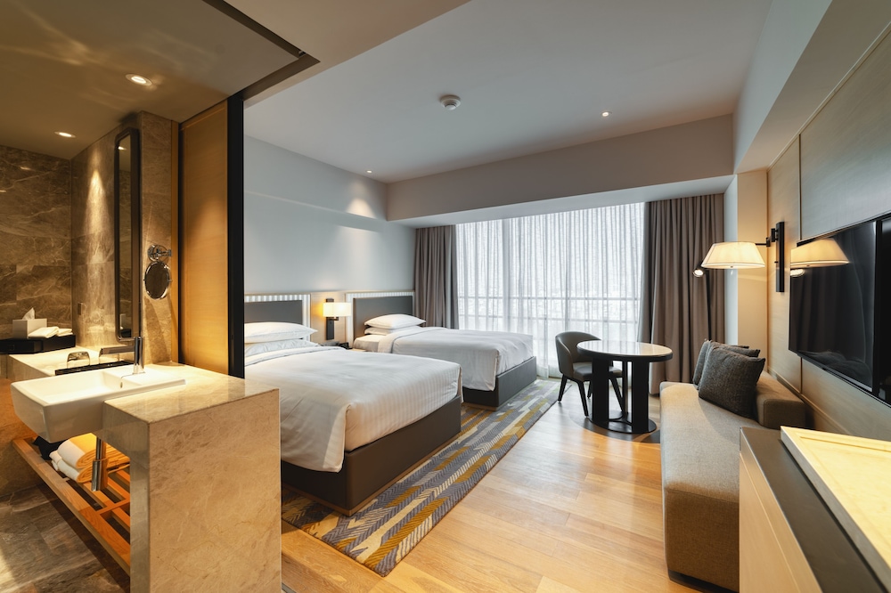 Superior Room, 1 Twin Bed, City View - Photo 2
