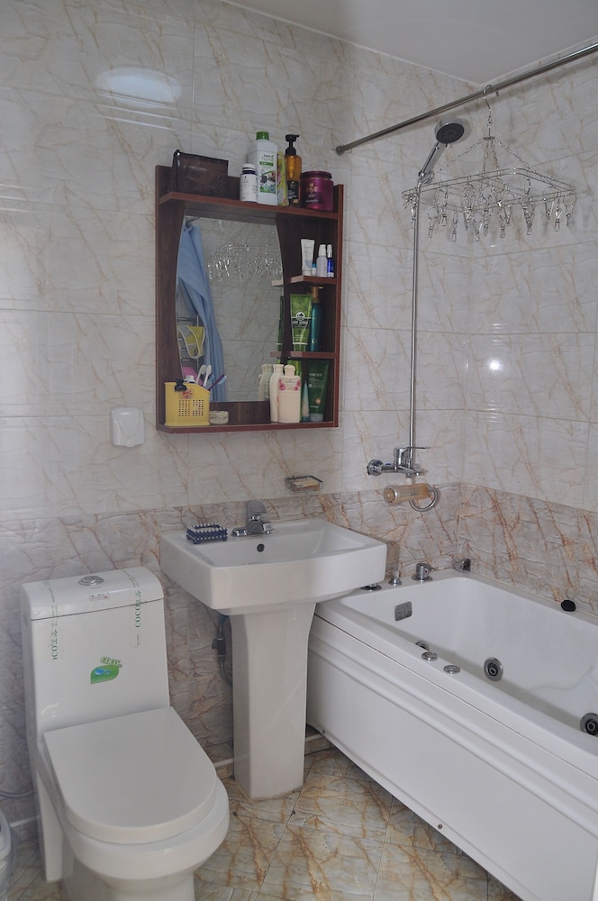 Economy Shared Dormitory, 1 Twin Bed, Non Smoking, City View photo 2