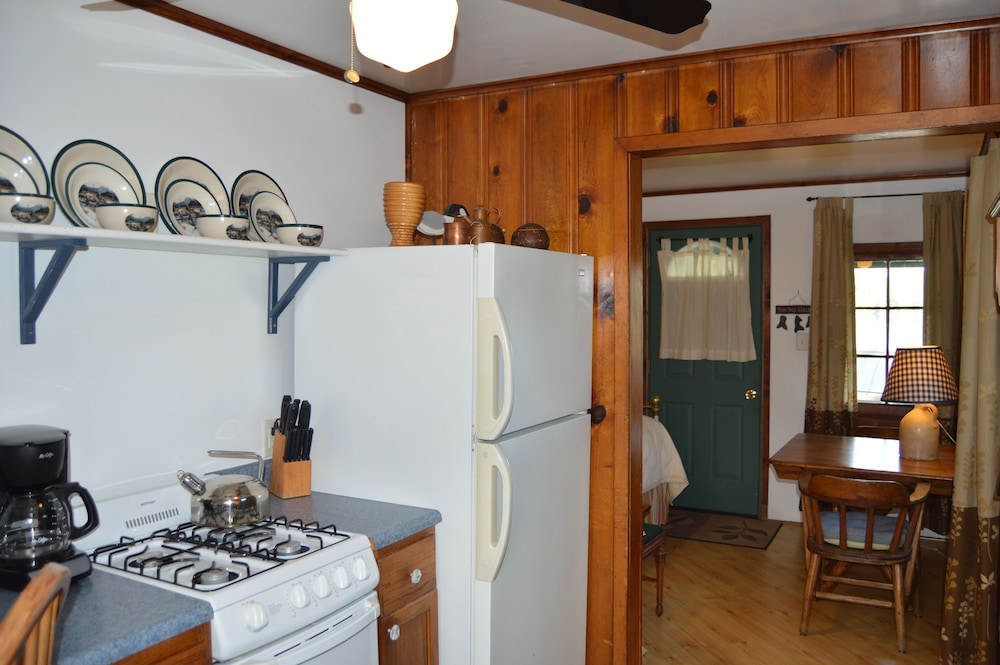 Cabin, 2 Bedrooms (Riverstone) photo 2