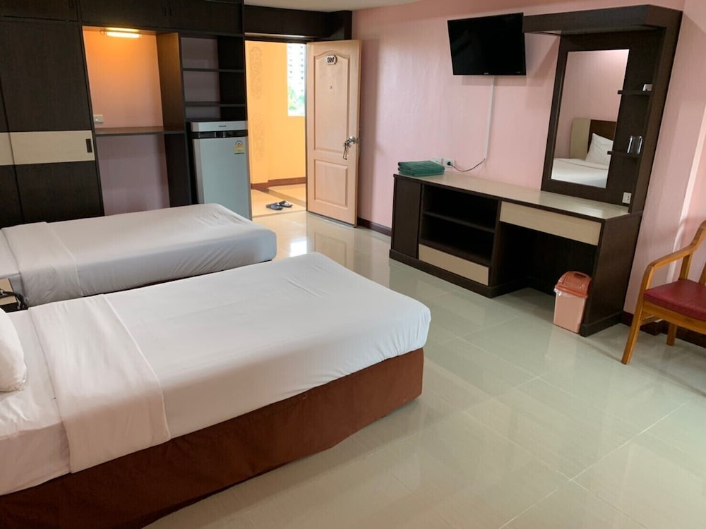 Superior Twin Room photo 3