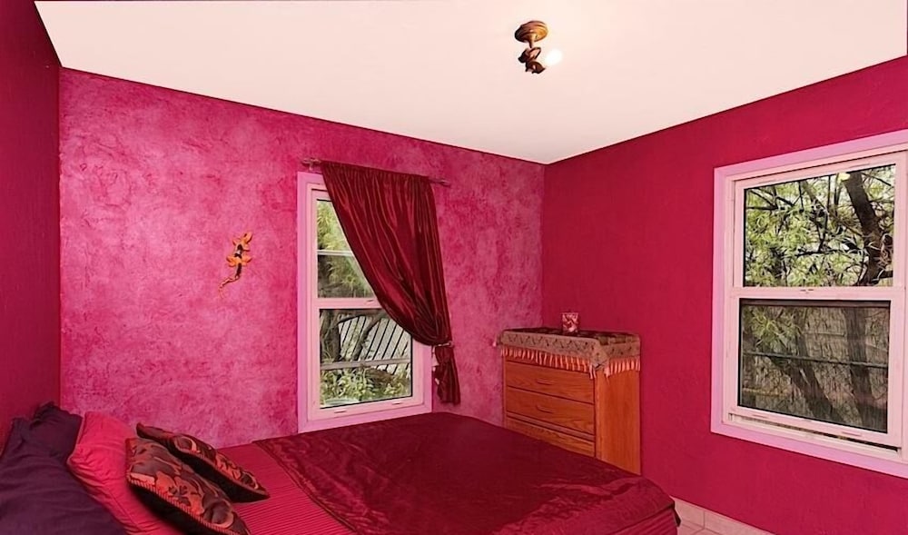 Condo, 2 Bedrooms photo 3