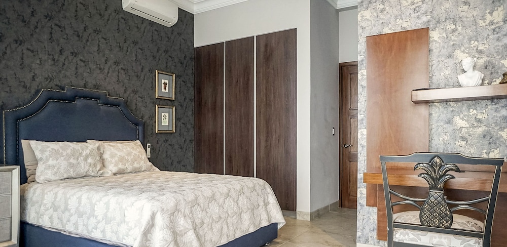 Deluxe Apartment, City View photo 1
