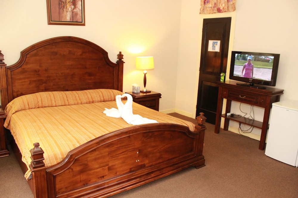 Suite, 1 King Bed - Mansion Wing photo 1